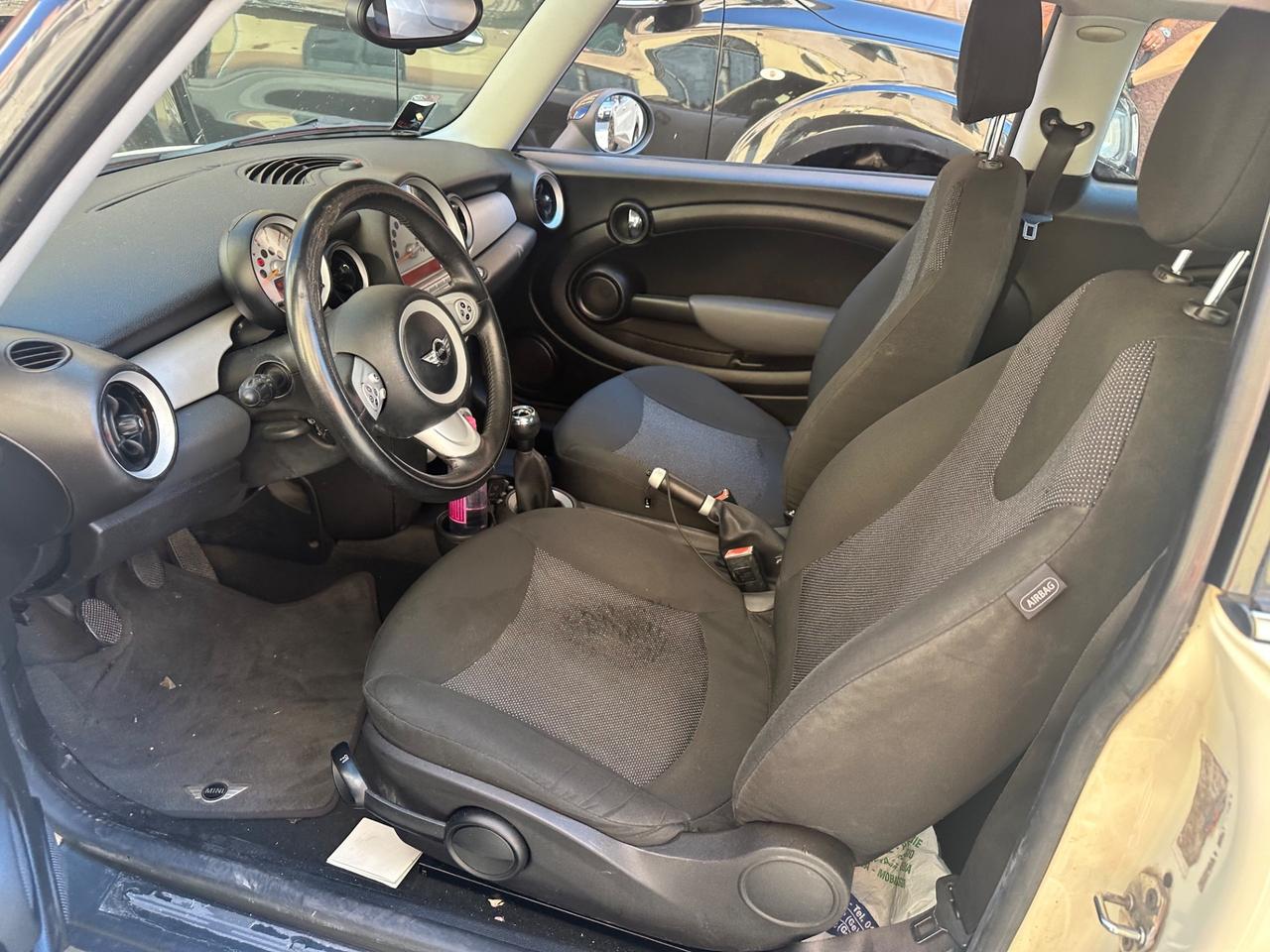 Mini 1.6 16V Cooper D