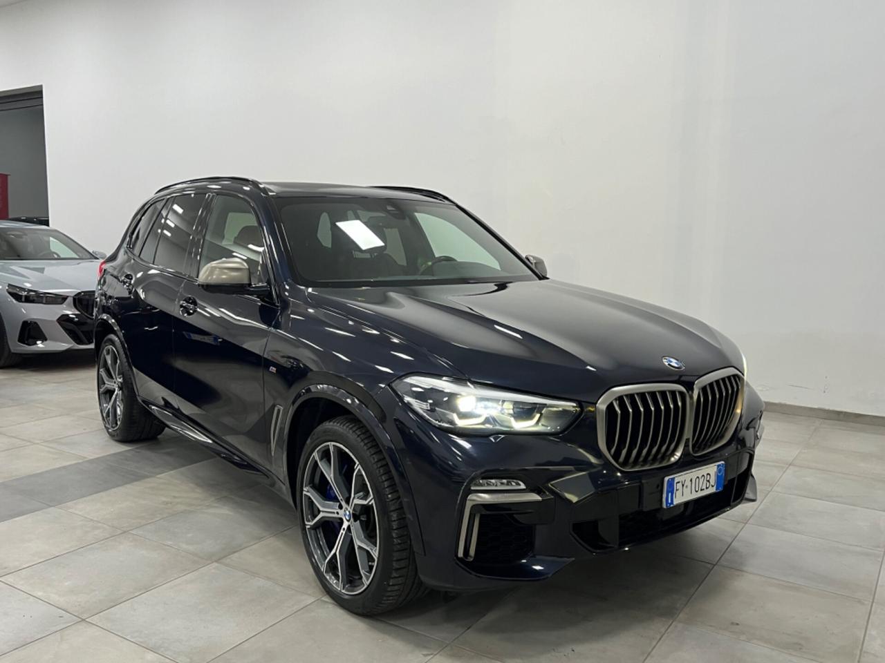 BMW X5 M 50d 7posti possibilità noleggio no scoring