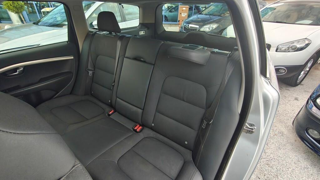 Volvo V70 D3 Geartronic Momentum