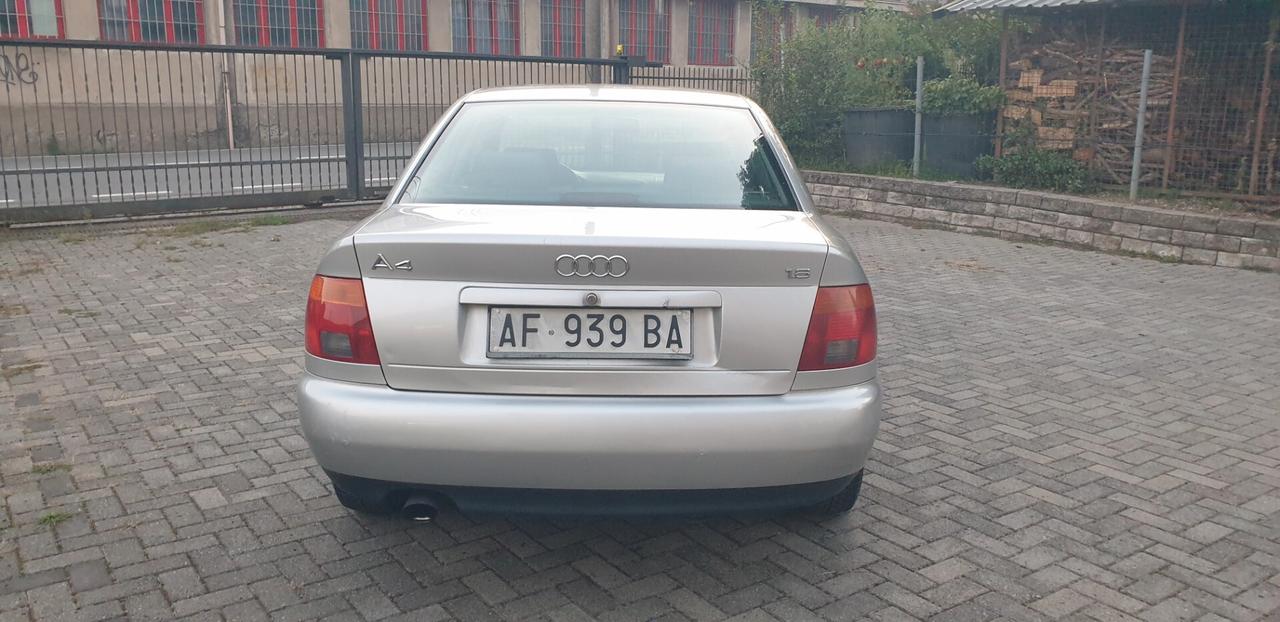 Audi A4 1.8 cat