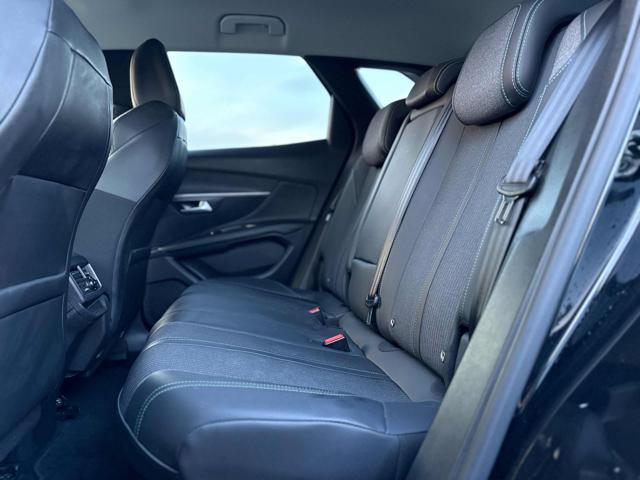 PEUGEOT 3008 BlueHDi 130 S&S EAT8 Allure