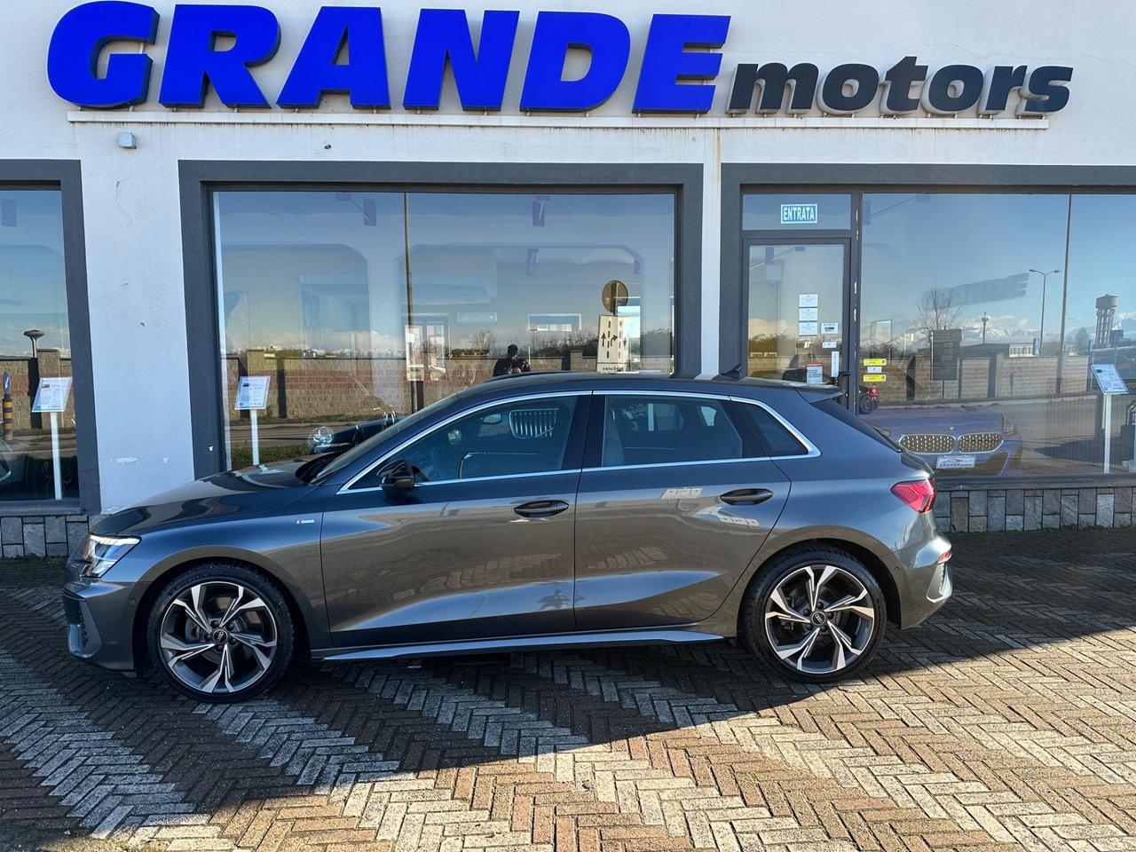 Audi A3 SPORTBACK 40 TDI quattro S tronic line edition *NO VINCOLI*