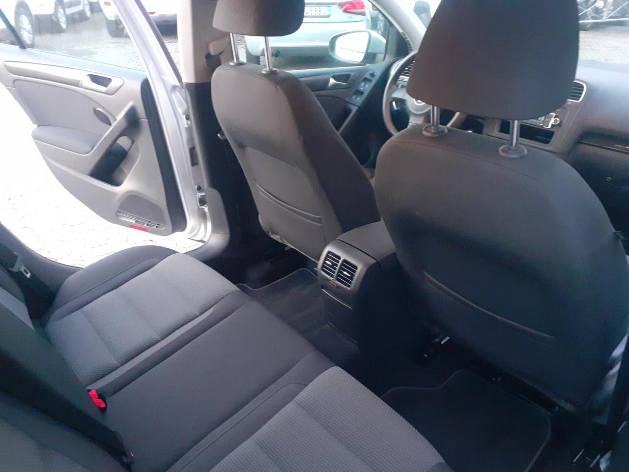 Volkswagen Golf 1.6 TDI DPF 5p. Highline