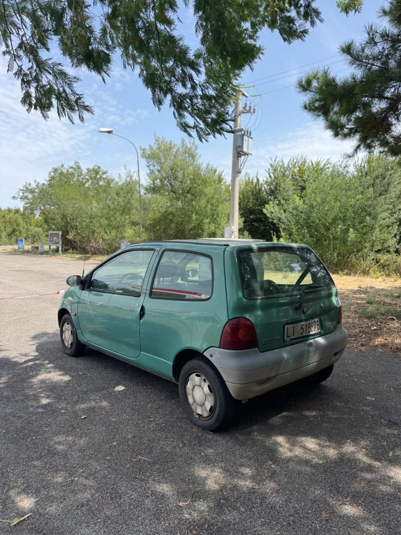 Renault Twingo 1.2i cat Base (1239cc)