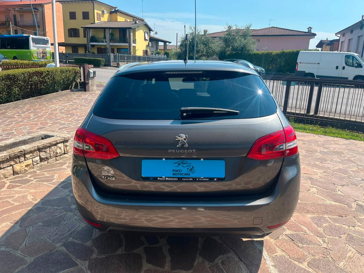 Peugeot 308 BlueHDi 130 S&S EAT6 SW Allure
