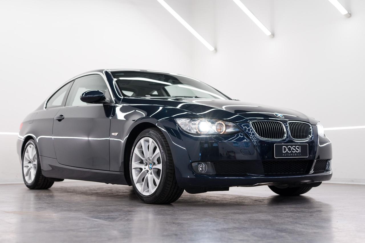 Bmw 330i cat Coupé MANUALE