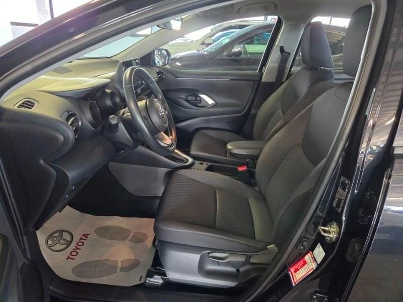 Toyota Yaris 4ª serie 1.5 Hybrid 5 porte Trend