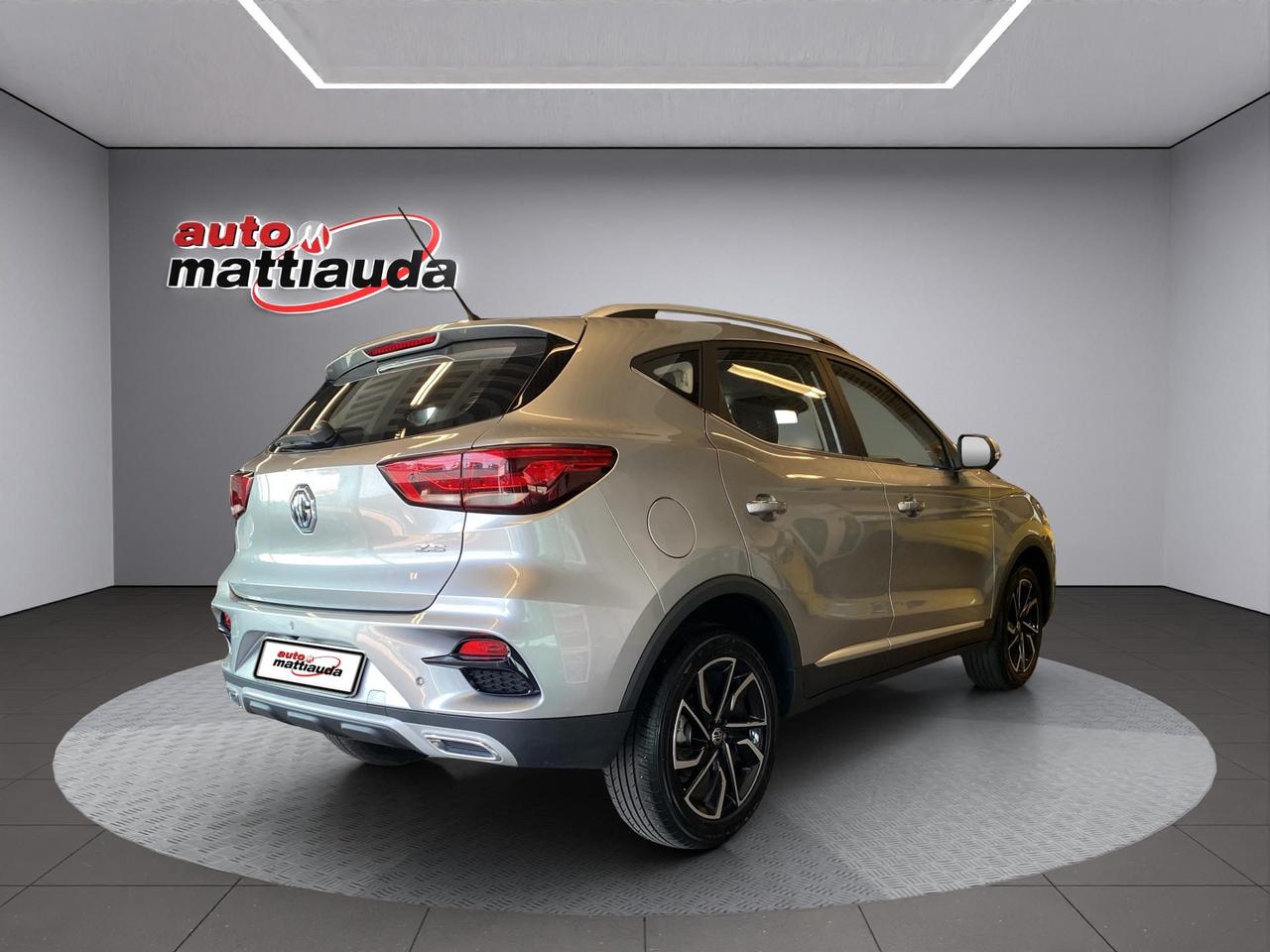 Mg ZS 1.5 Luxury