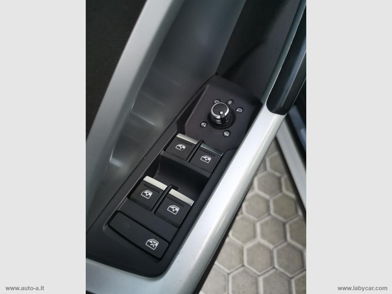 AUDI Q3 35 TDI S tronic Business Advanced