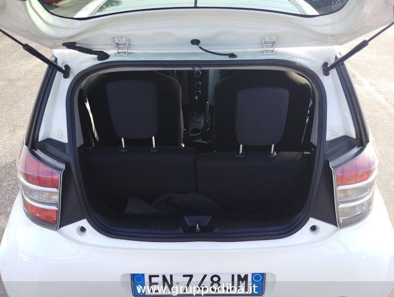 Toyota iQ 1.0 Active (sol) cvt E5