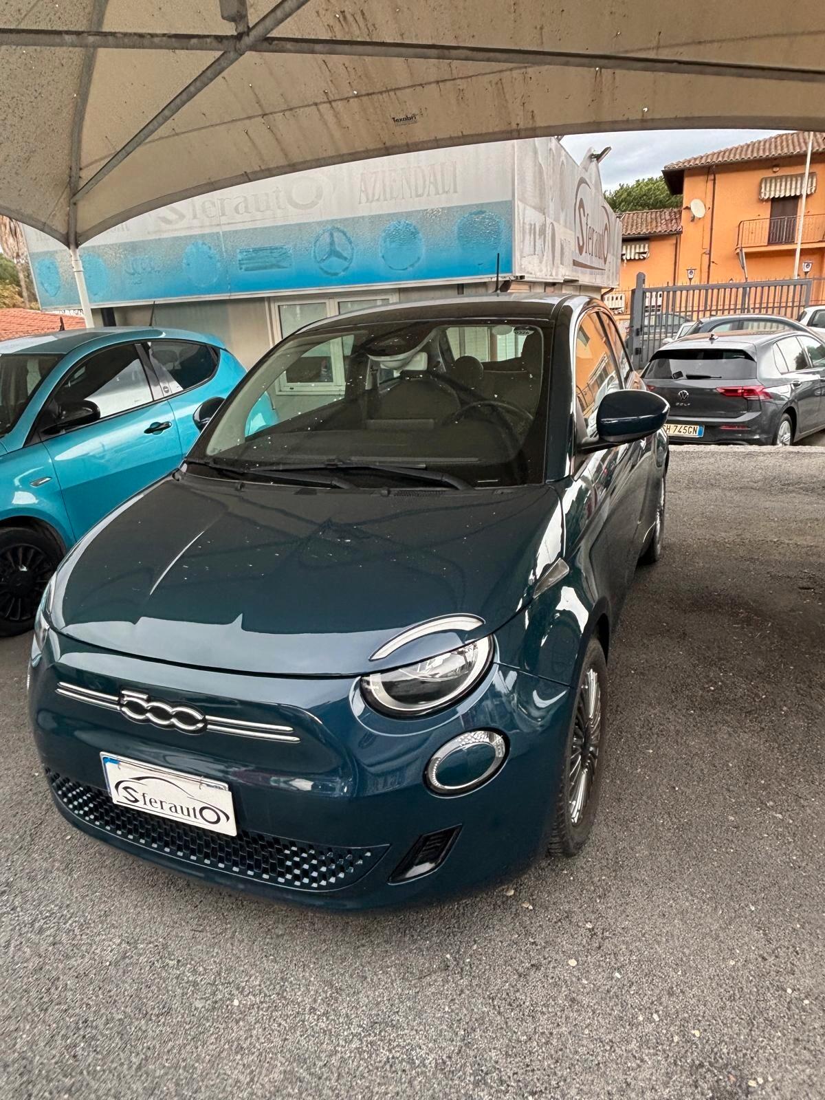 Fiat 500 500e Berlina 42 kWh opening edition