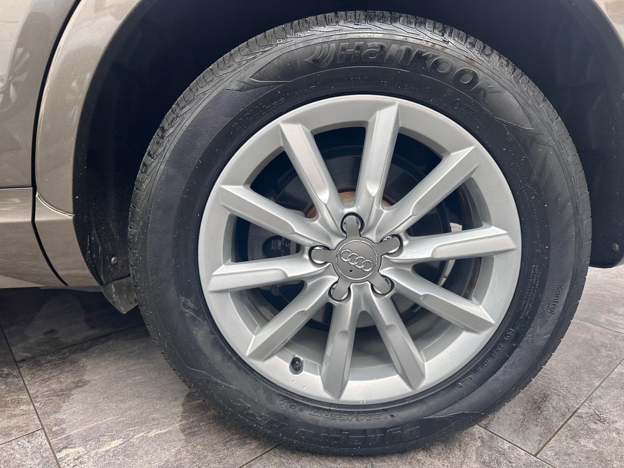 Audi Q3 2.0 TDI 120 CV Design
