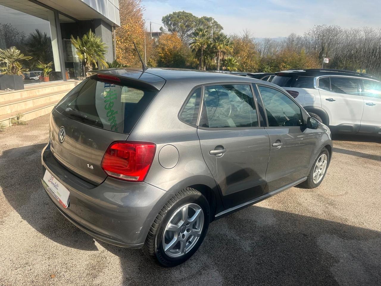 Volkswagen Polo 1.4 5 porte Highline NEOPATENTATI
