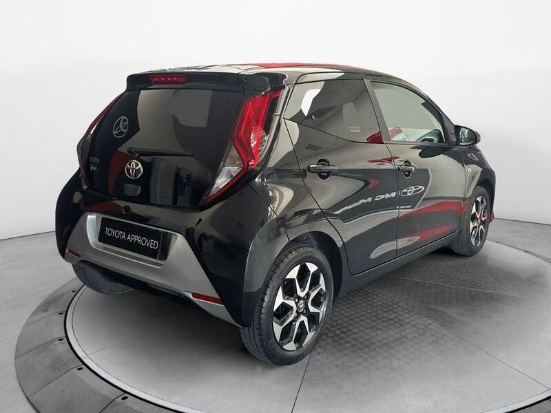 Toyota Aygo Aygo Connect 1.0 VVT-i 72 CV 5 porte x-wave
