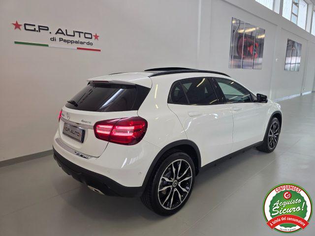 MERCEDES-BENZ GLA 200 d Automatic 4Matic Premium + Tetto