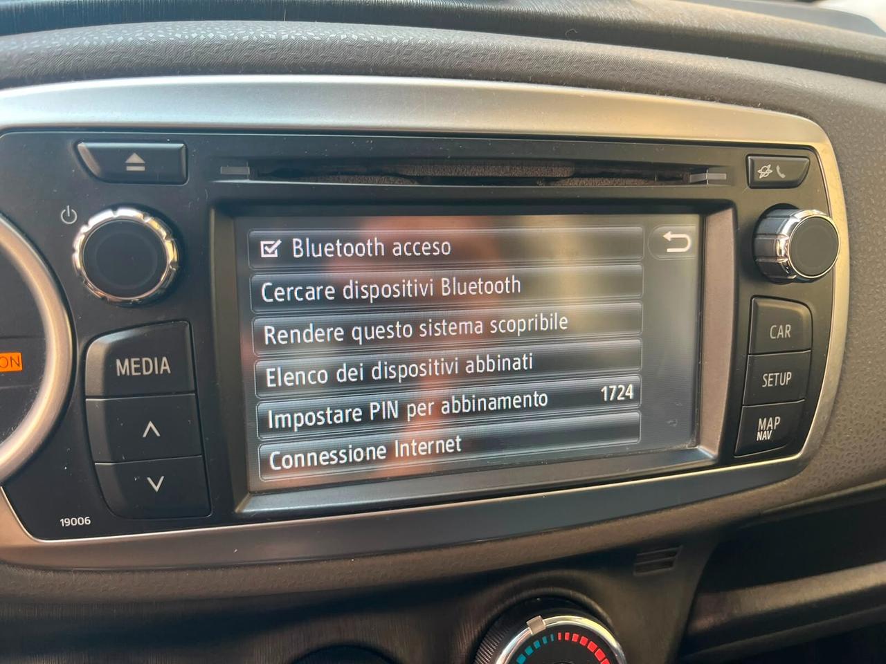 Toyota Yaris 1.0 5 porte Lounge *NEOPATENTATI*