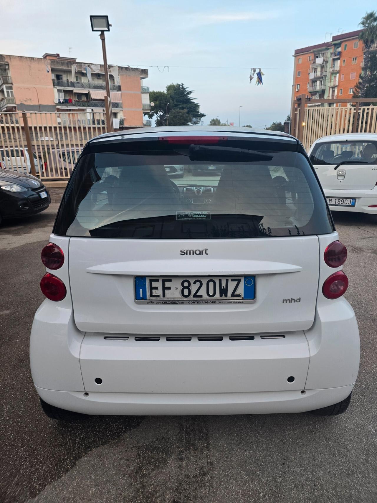 Smart ForTwo 1000 52 kW MHD coupé passion