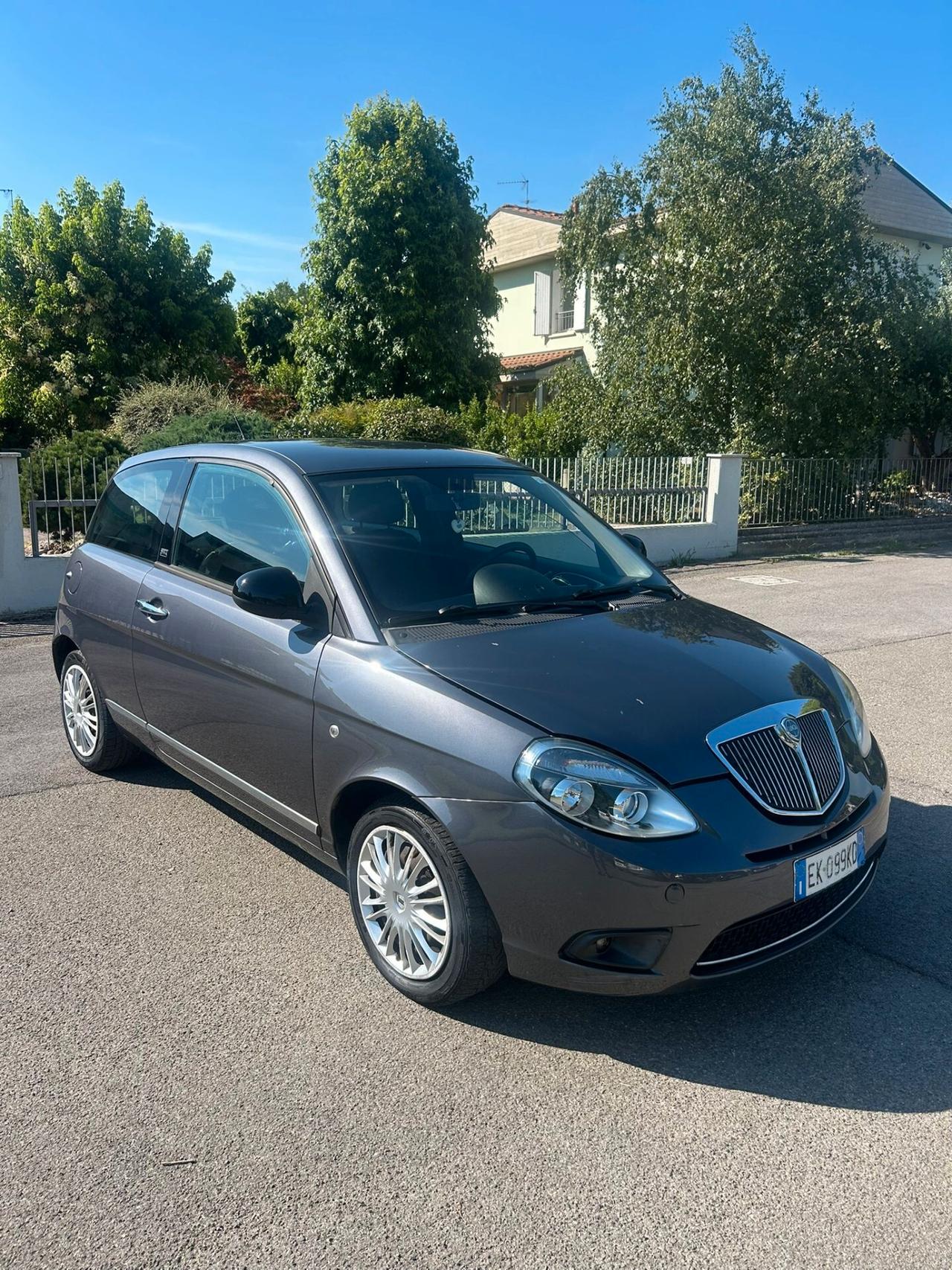 Lancia Ypsilon 1.4 Platinum Ecochic GPL