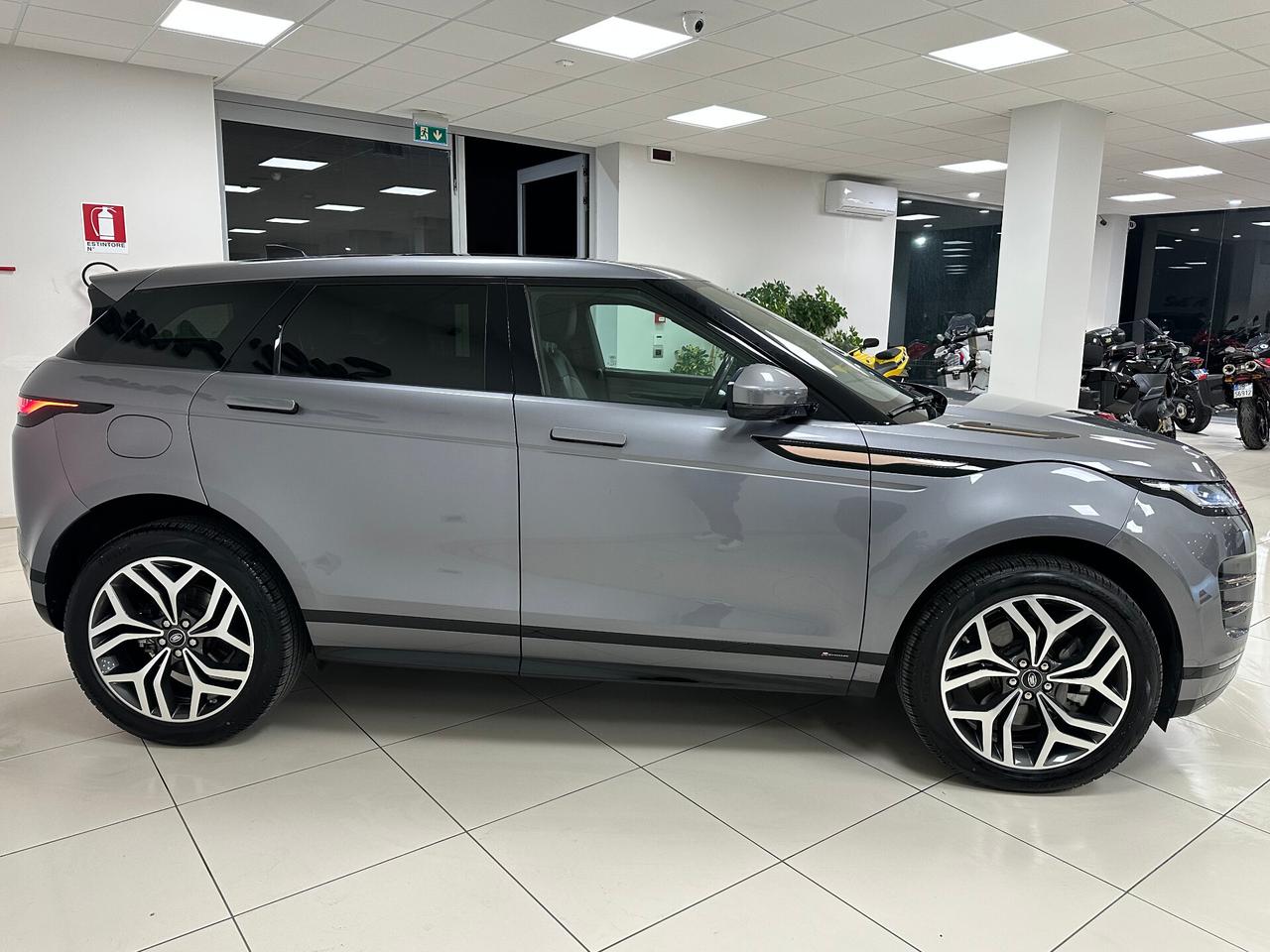 Land Rover Range Rover Evoque 2.0D I4-L.Flw 150 CV AWD Auto R-Dynamic S