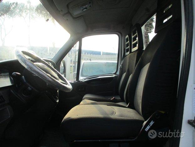 Iveco Daily 35C11 2.3 110 E4 RIBALTABILE TRILATERA