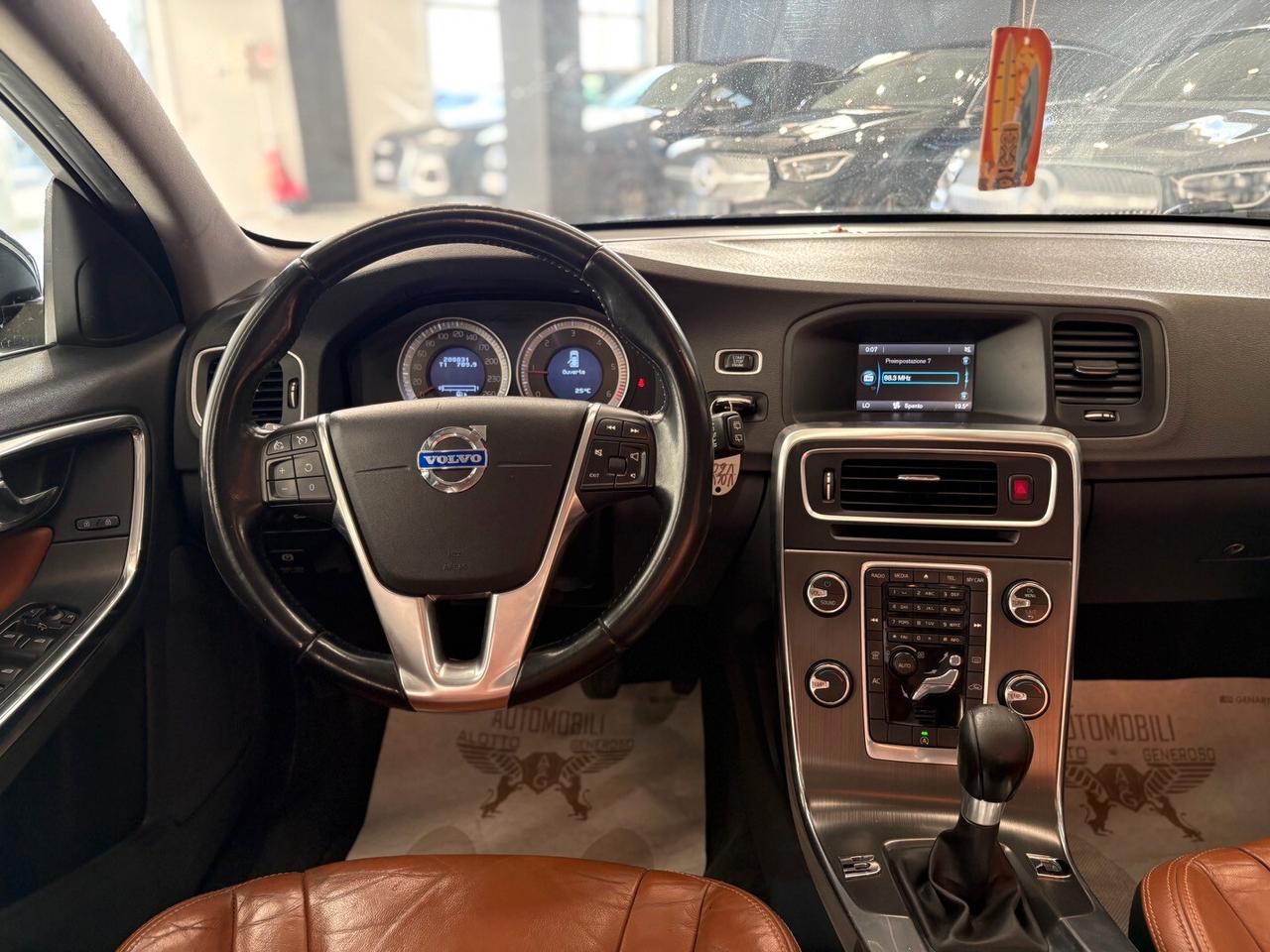 VOLVO V60 1.6 120CV 2012