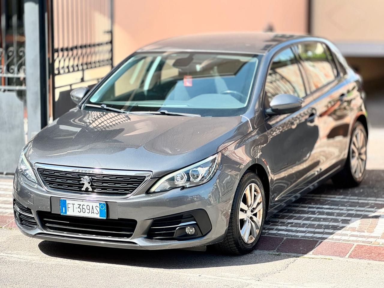 Peugeot 308 BlueHDi 100 S&S Active