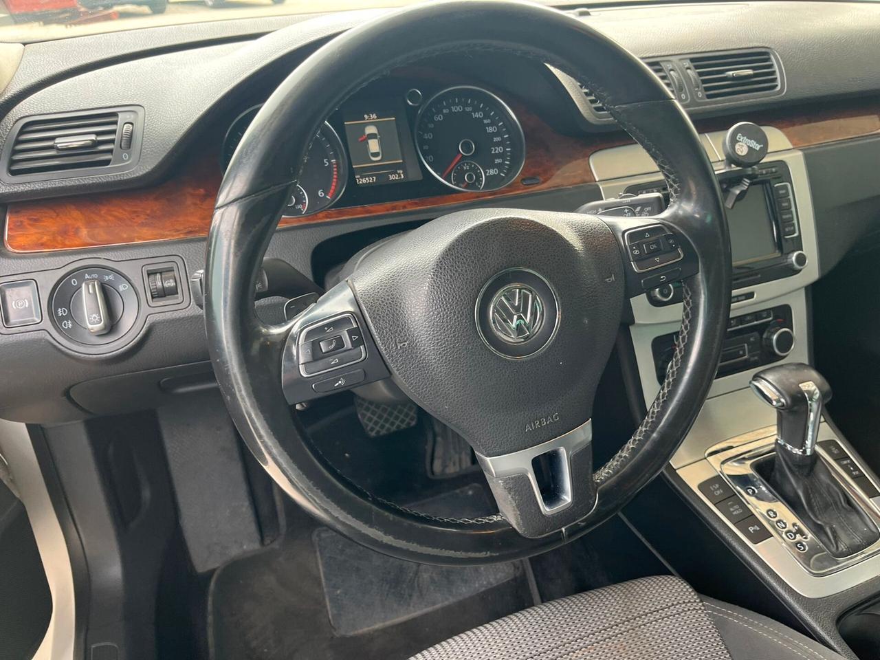 Volkswagen Passat 2.0 TDI DPF DSG tettuccio panoramico ed apribile