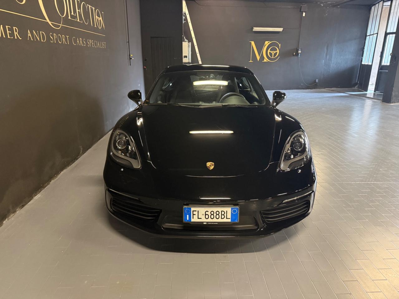 Porsche Cayman 718 PDK