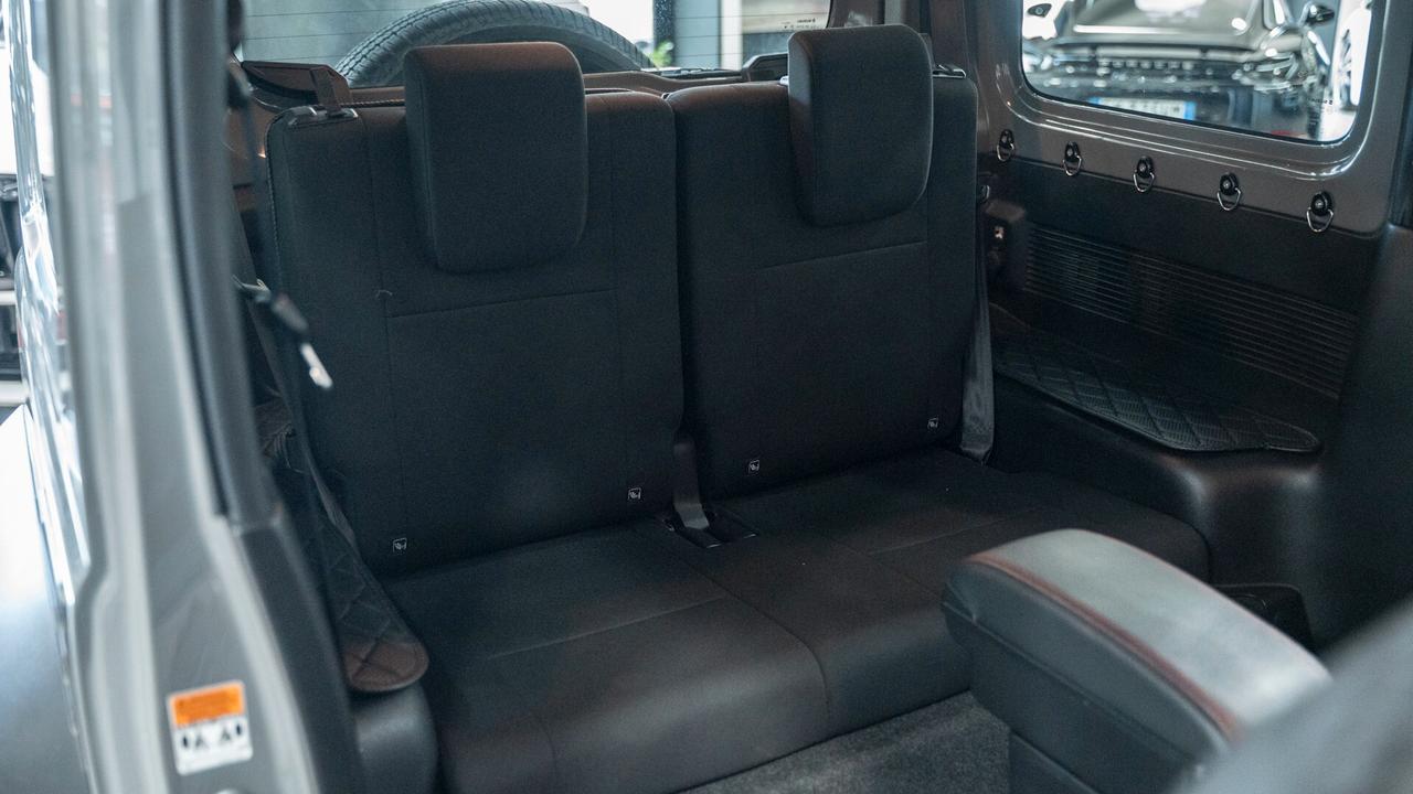 Suzuki Jimny 1.5 TOP 4WD ALLGRIP 4 POSTI AUTOVETTURA LED NAVI FULL OPTIONAL
