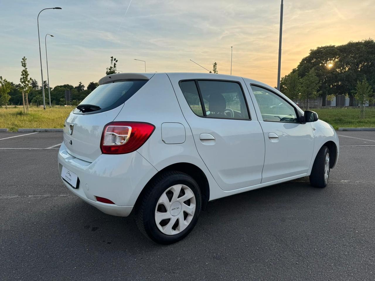 Dacia Sandero 1.2 75CV Lauréate
