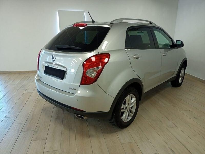 Ssangyong Korando 3ª serie 2.0 2WD MT GPL Plus