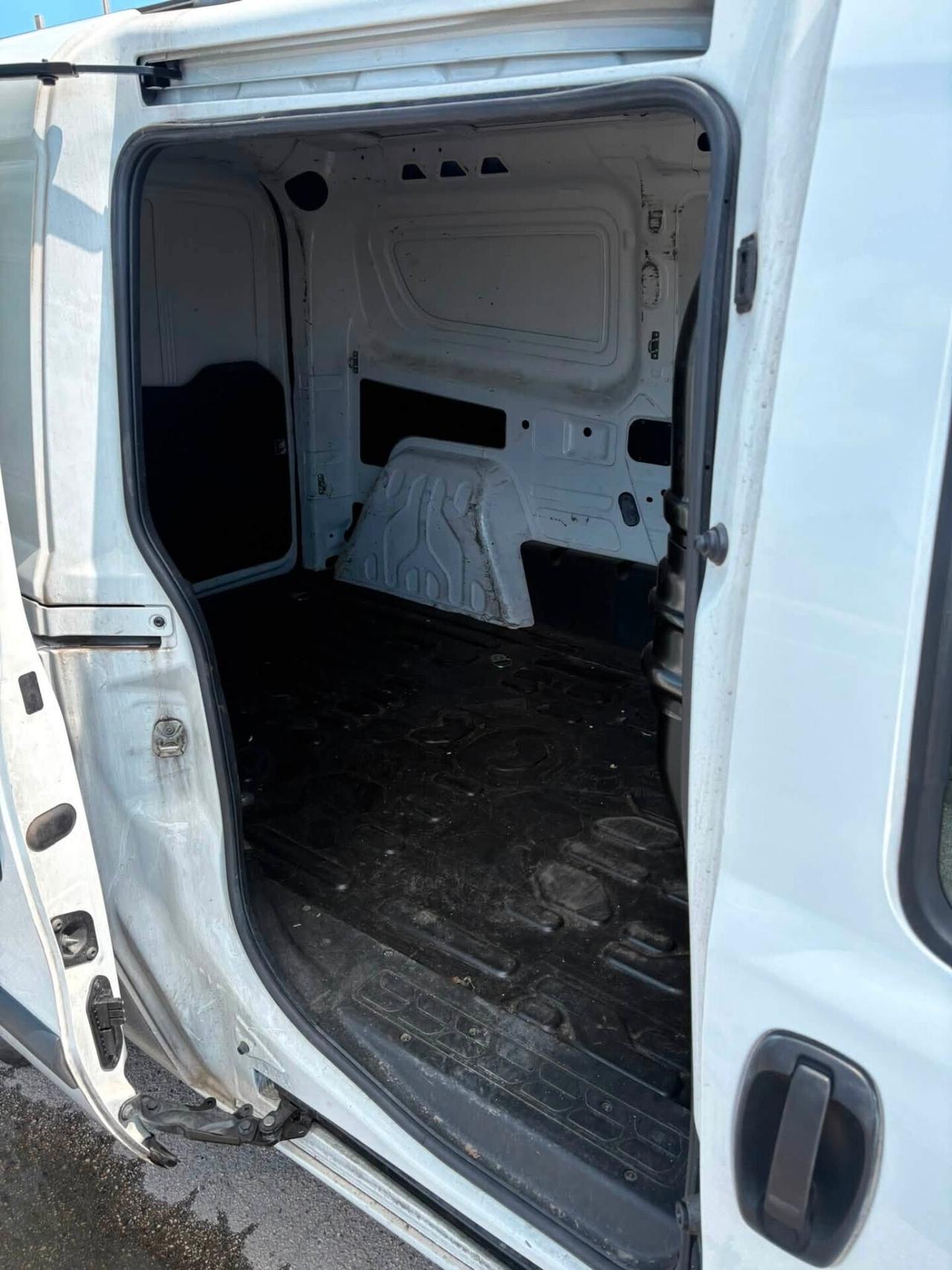 Fiat Doblò 1.6 MJT 105CV Maxi 3 posti