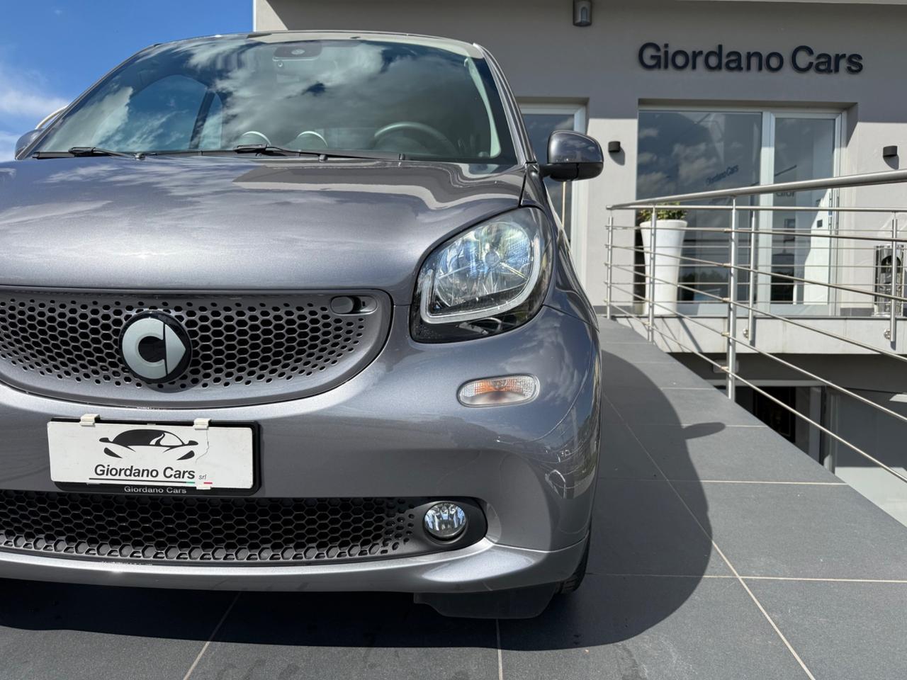 Smart ForTwo 70 1.0 twinamic Passion per neopatentati