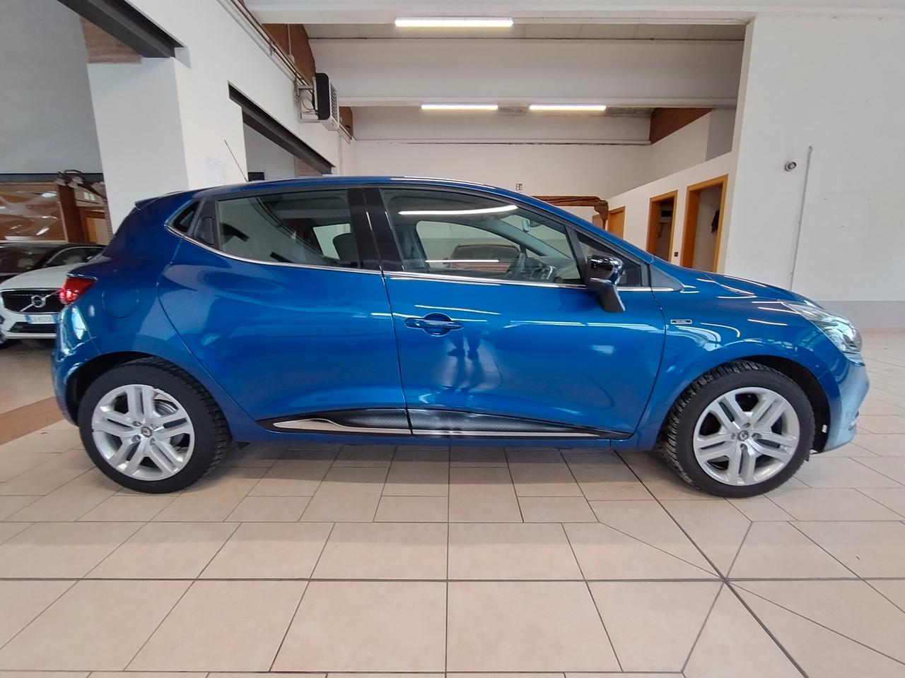 Renault Clio TCe 90 CV 5 porte Duel- 2018