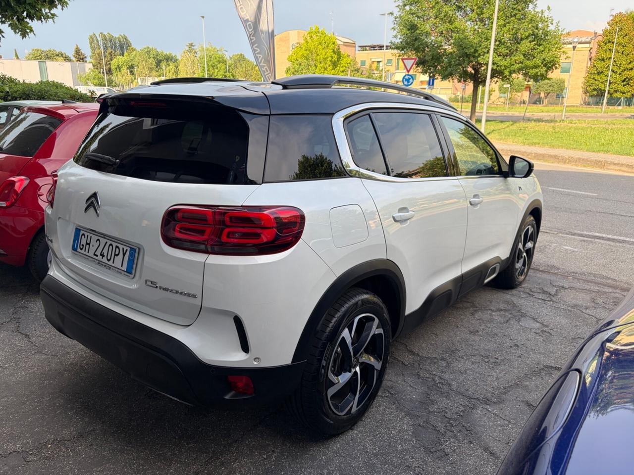 Citroen C5 Aircross Hybrid 225 e-EAT8 Shine