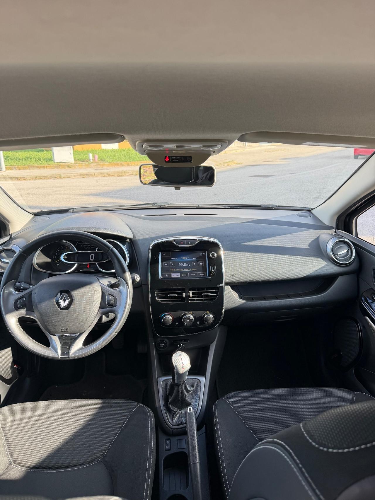 Renault Clio .