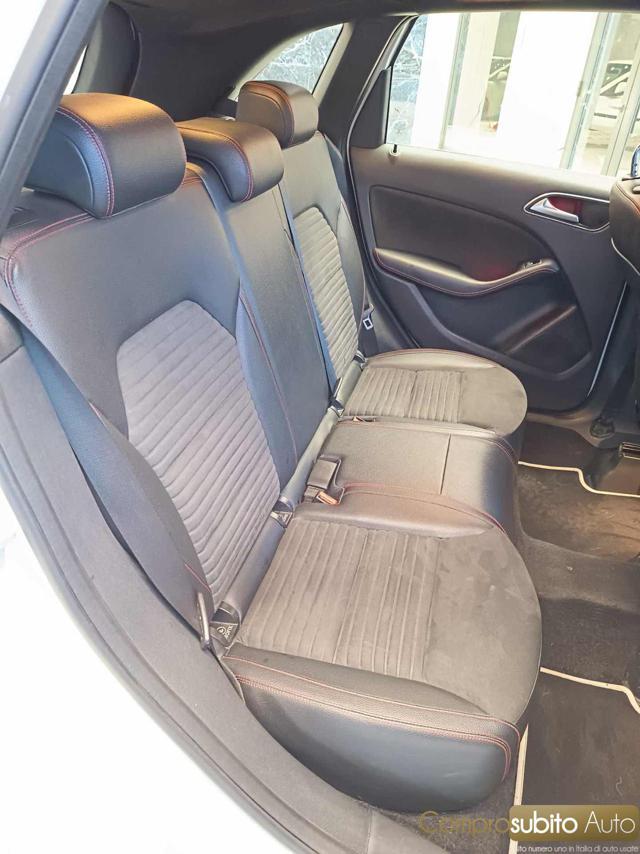 MERCEDES-BENZ B 180 d Premium