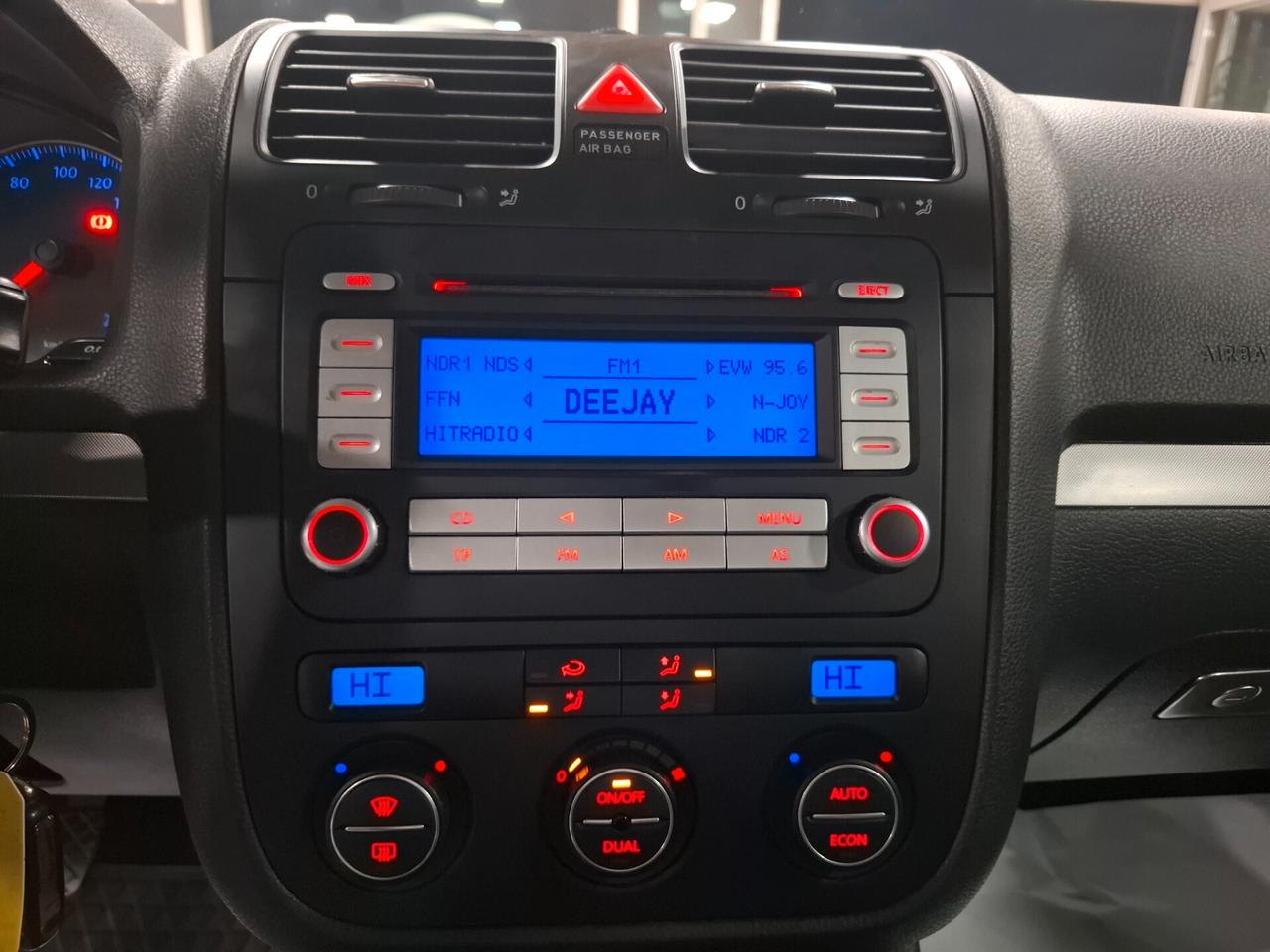 Volkswagen Golf 1.4 benzina 80cv NEOPATENTATO