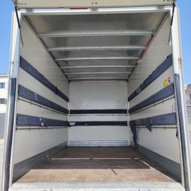 IVECO DAILY 35C16 BOX CON SPONDA POSTERIORE CARICATRICE