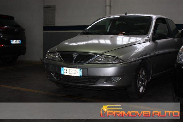 LANCIA Ypsilon 1.2i cat Unica OK NEOPATENTATI