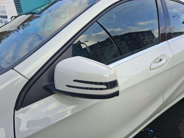 MERCEDES-BENZ A 180 Sport