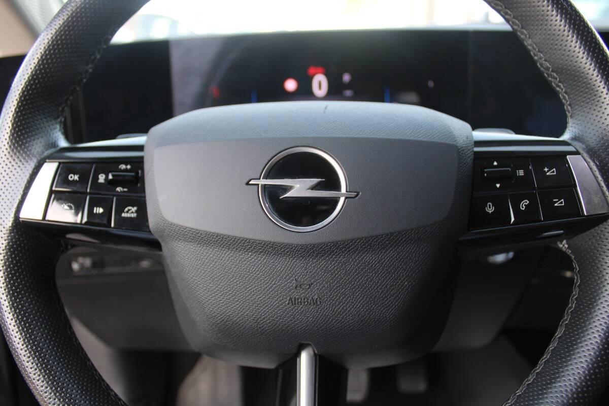 Opel Astra 1.2 t Elegance s&s 130cv AUTO con CAM e CarPlay