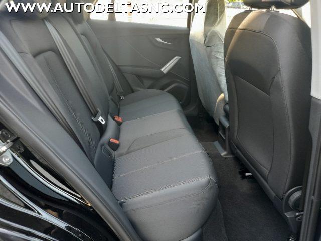 AUDI Q2 35 TDI quattro S tronic Business