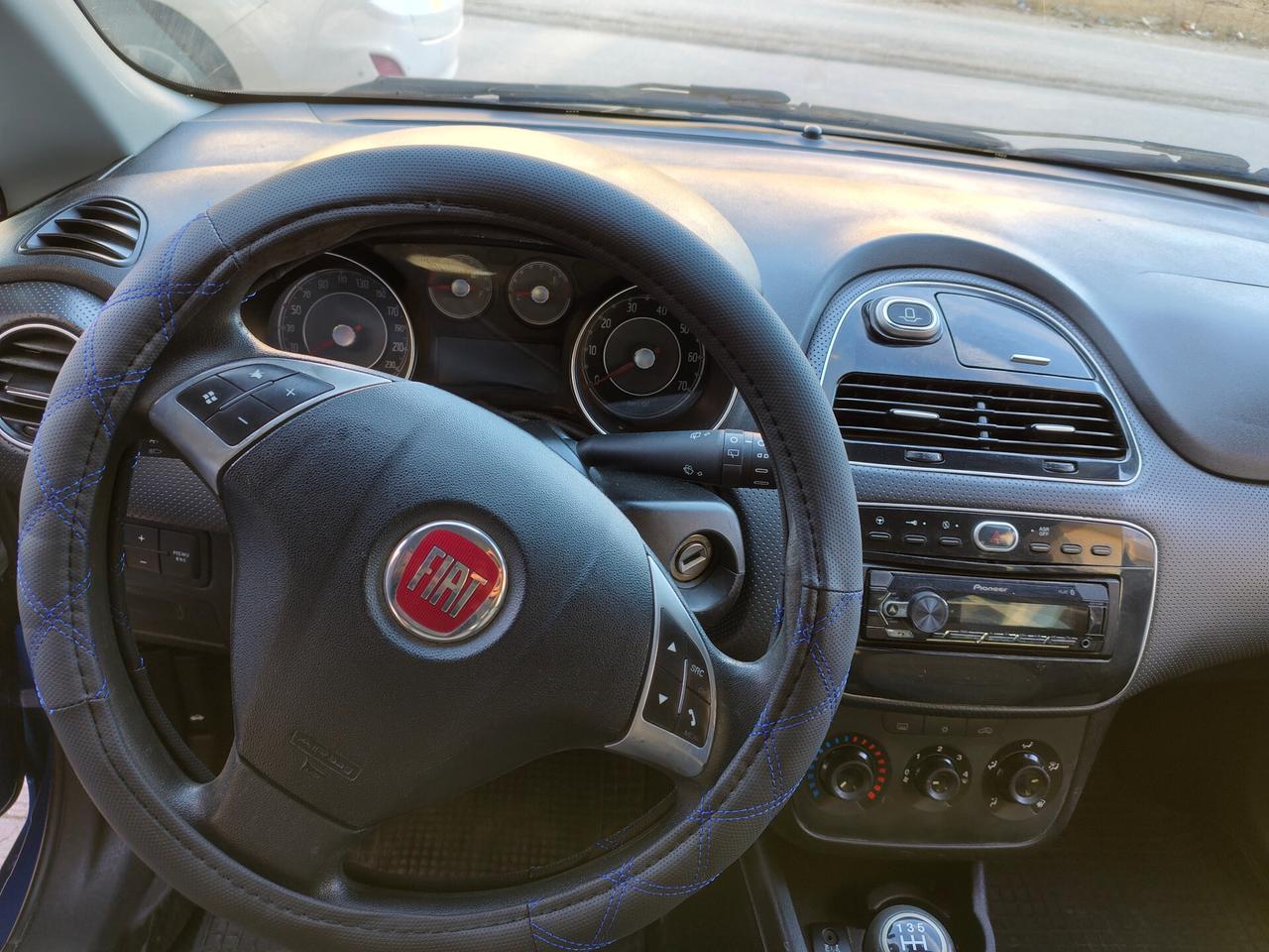 Fiat Punto Evo 1.3 Mjt 90 CV 5 porte Dynamic con gancio traino