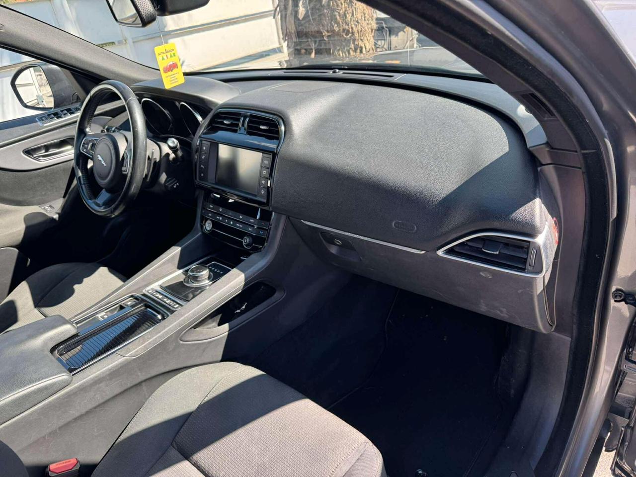 Jaguar F-Pace 2.0 D 180 CV AWD aut. Pure-2018