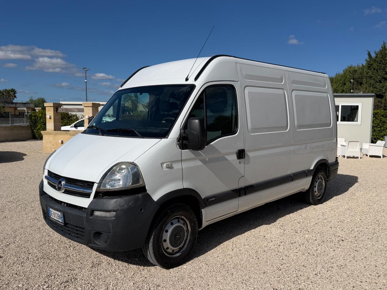 Opel movano