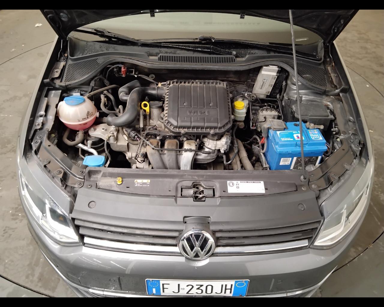 VOLKSWAGEN Polo V 2014 - Polo 5p 1.0 mpi Comfortline 60cv