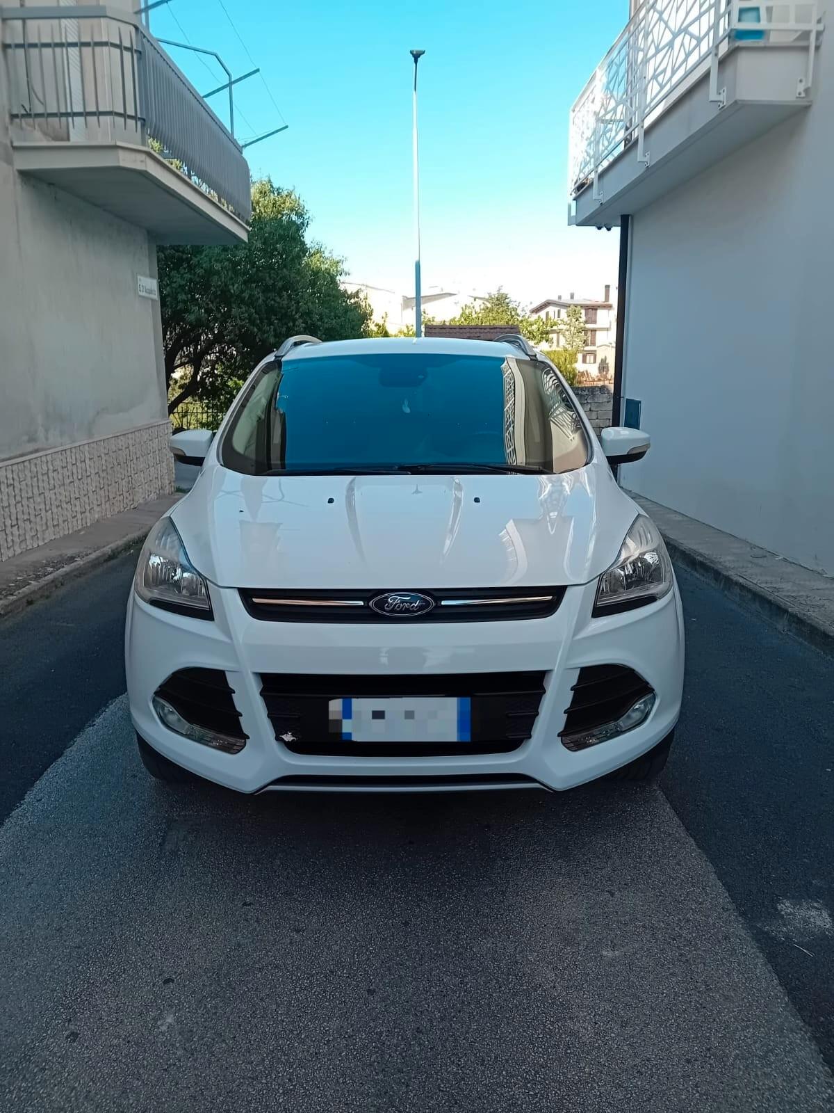 Ford Kuga 2.0 TDCI 120 CV S&S 2WD Titanium
