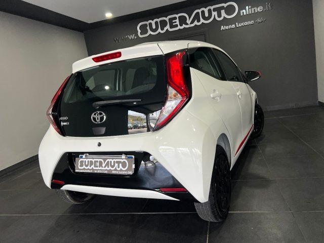 TOYOTA Aygo Connect 1.0 VVT-i 72 CV 5 porte