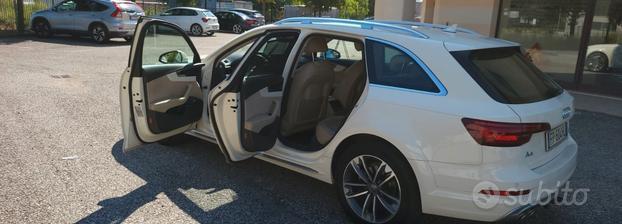 Bellissima AUDI A4 allroad Business Evolution 190cv-Full Optional-Molto ben tenuta-garanzia 12 mesi estendibile fino a 36 mesi.
